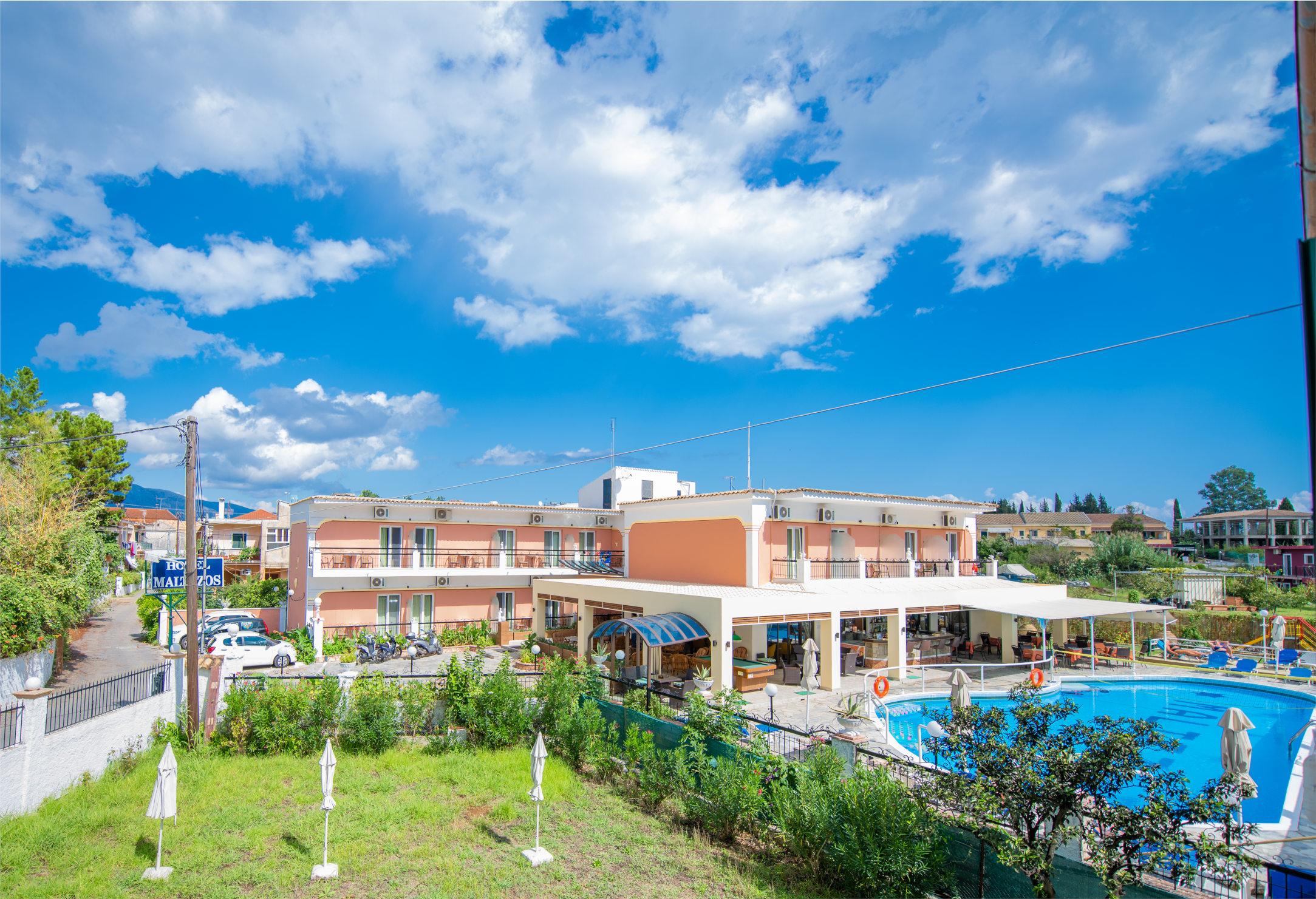 Maltezos Hotel Гувія Екстер'єр фото
