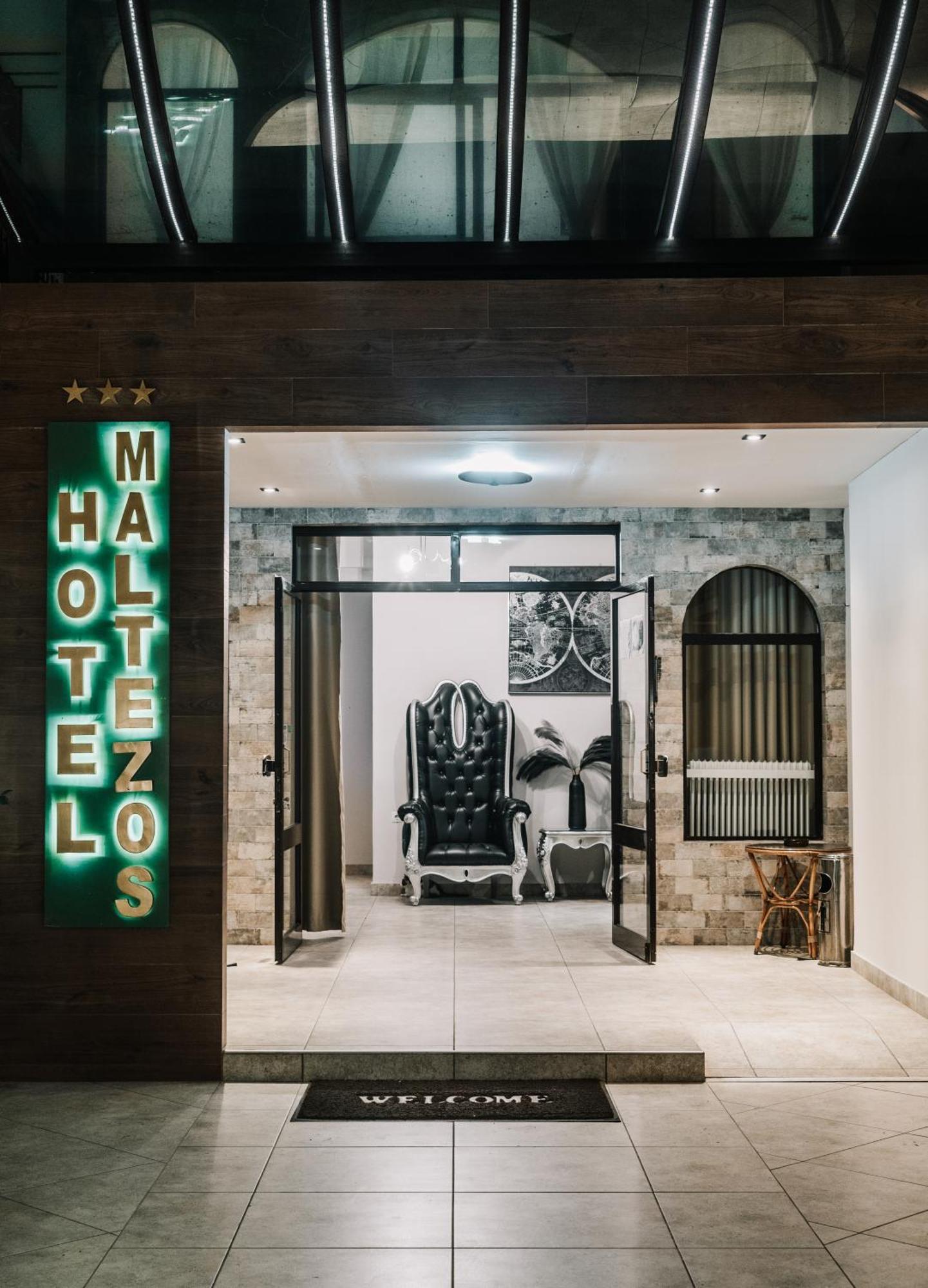 Maltezos Hotel Гувія Екстер'єр фото