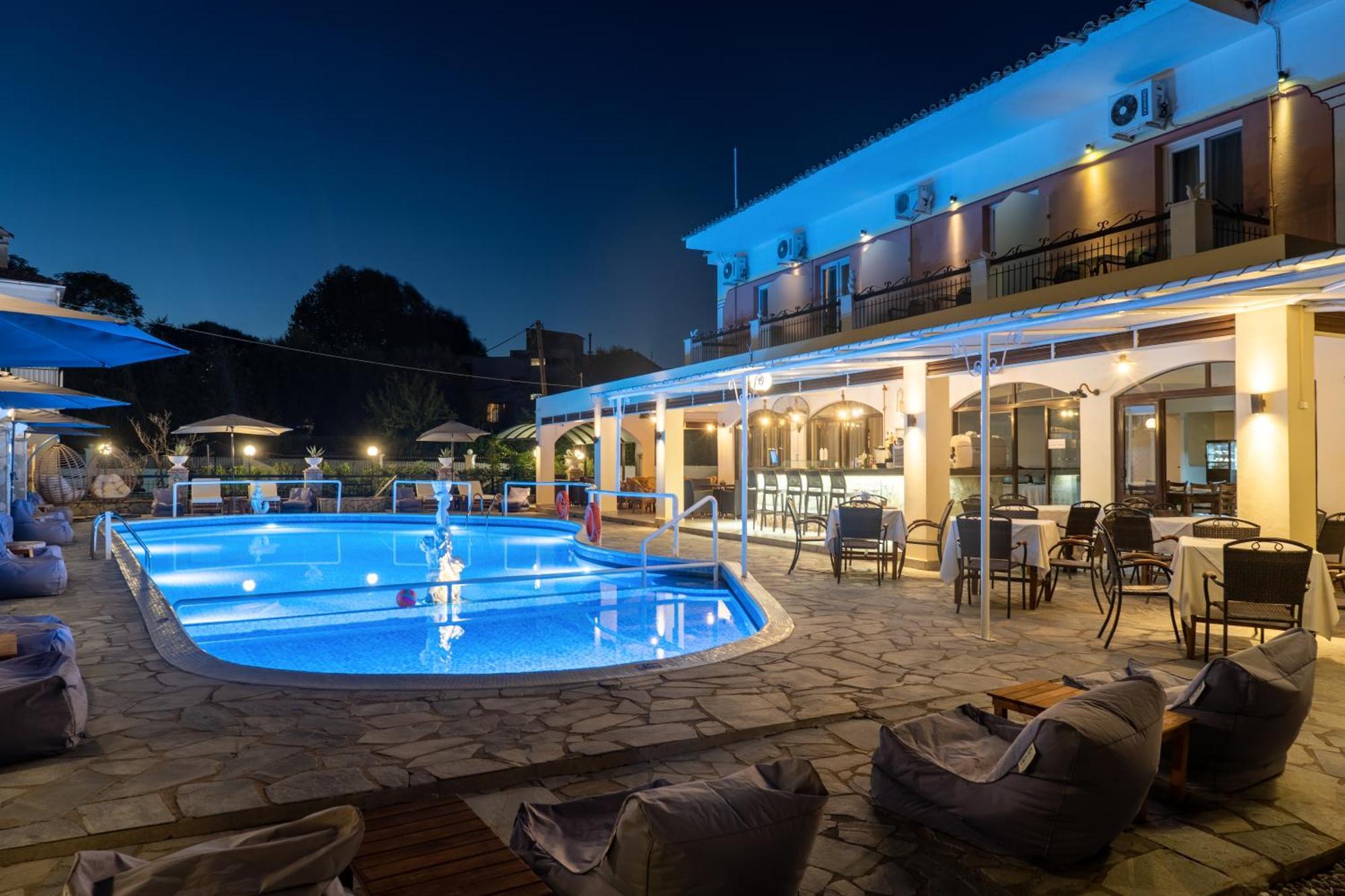 Maltezos Hotel Гувія Екстер'єр фото